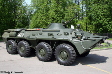 Колёсный бронетранспортёр БТР-80
